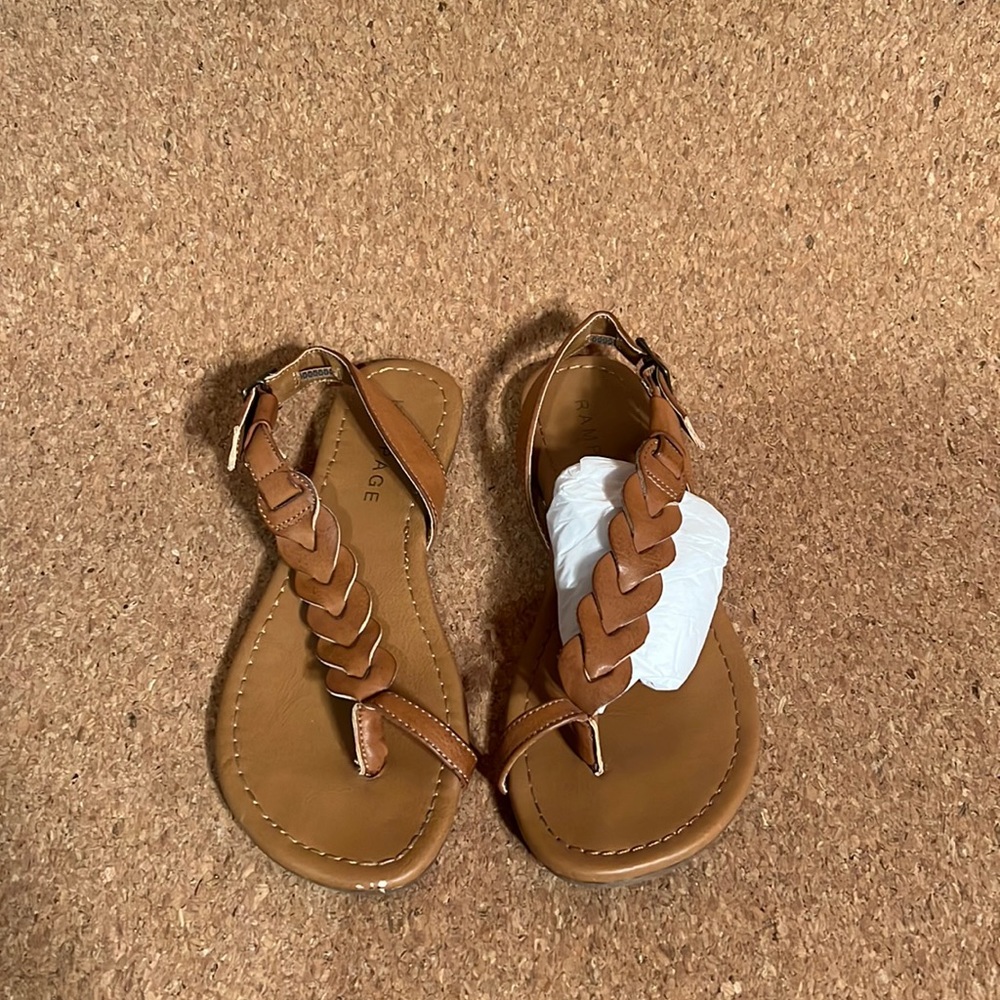 Sandal